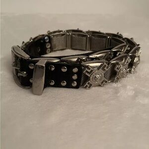 💚 Vintage Silver& Black
Leather Belt Lion Head
Medallion🩷